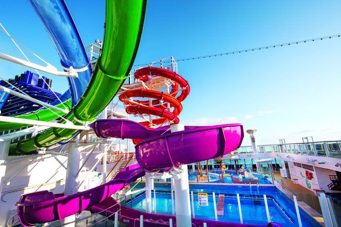 Entertainment on Norwegian Getaway